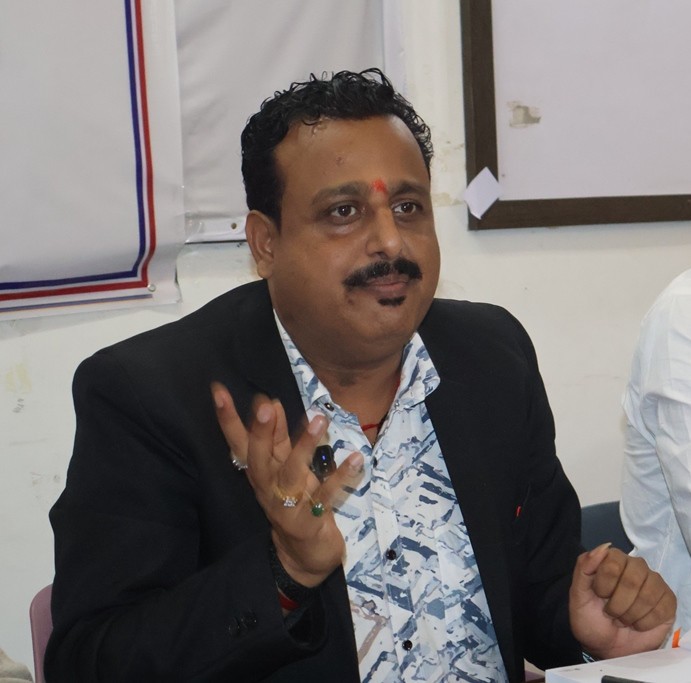 अजयकुमार गुप्ता