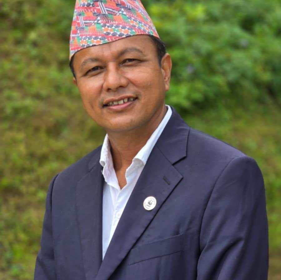 डिबी गुरुङ