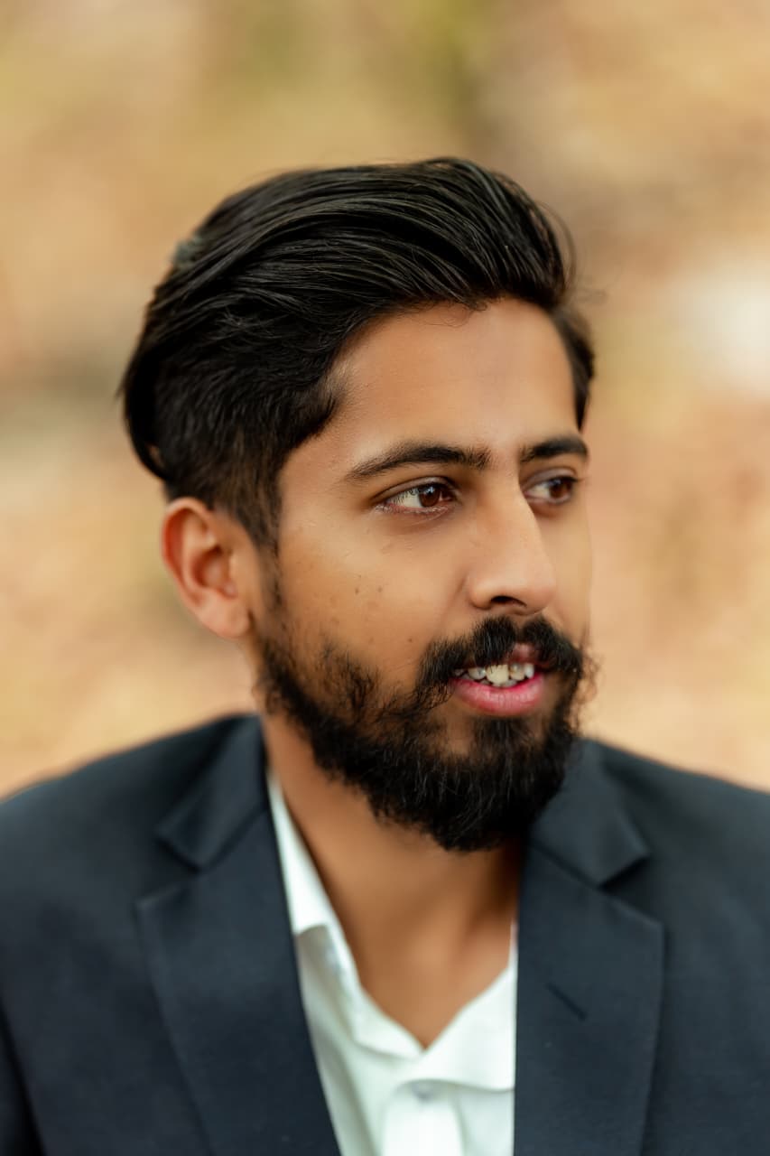 नवीन अधिकारी