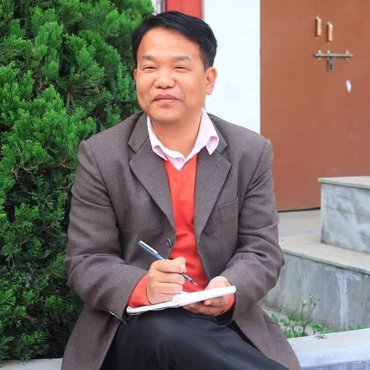 उमेश अकिञ्चन