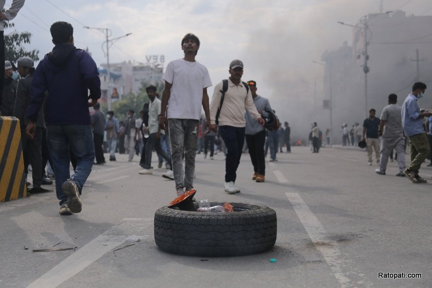 -nayabaneshworgnez-protest (7)