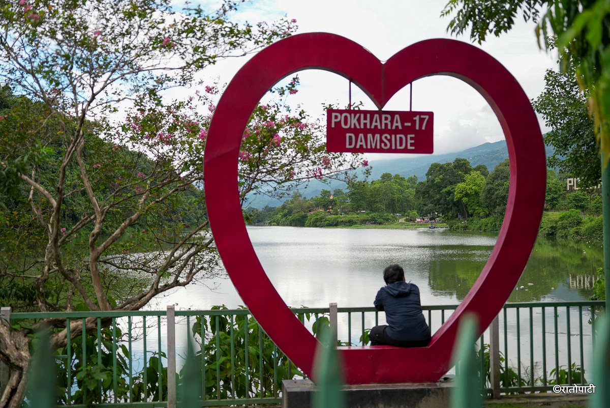 01-13 fewa lake fohor