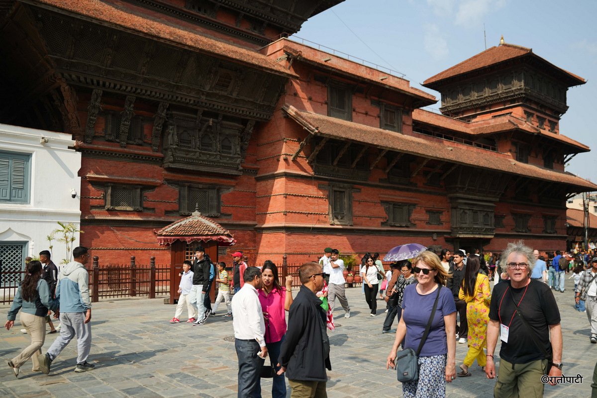 01-Basantapur Durbar square_-1996