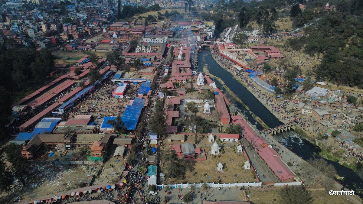 01-Dron_pashupati_Mahashivaratri_Nepal Photo Library1