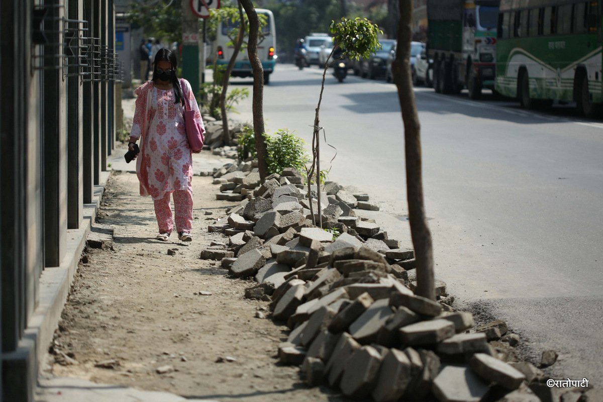 01-Footpath_Nepal Photo Library-203