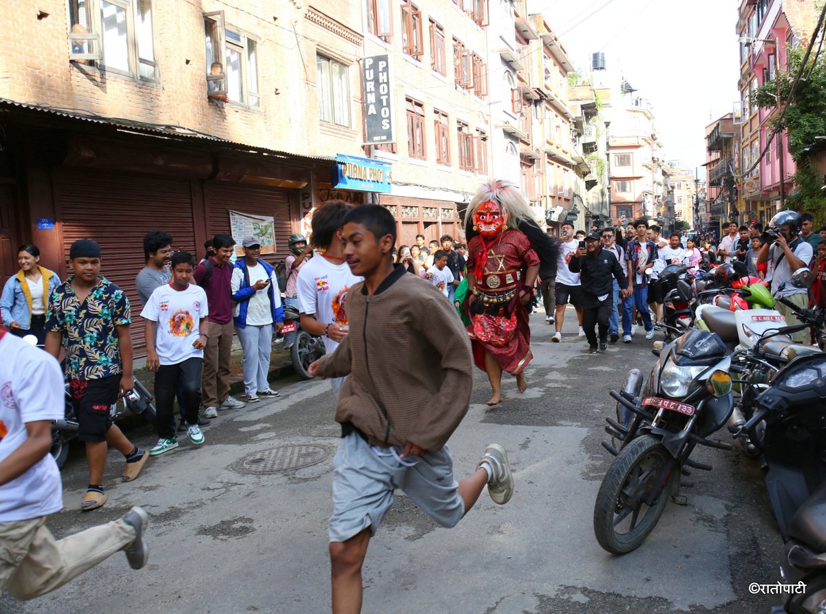 01-Lakhe (3)