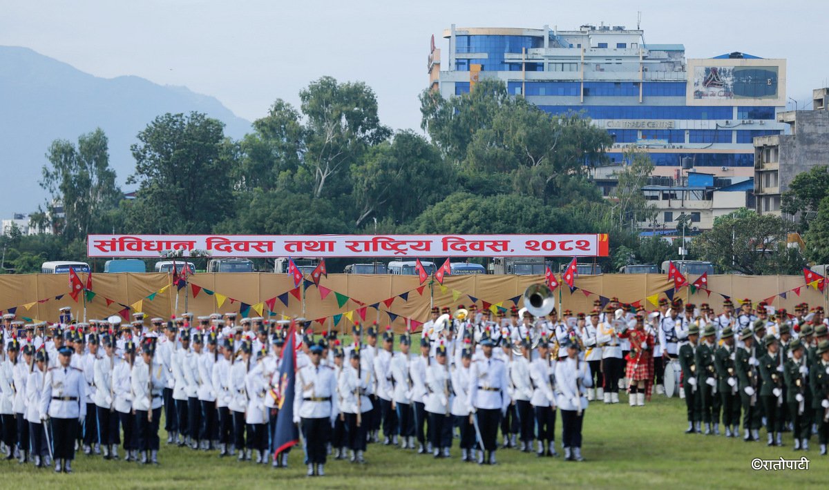   टुँडिखेलमा मनाइयो संविधान दिवस (तस्बिरहरू)