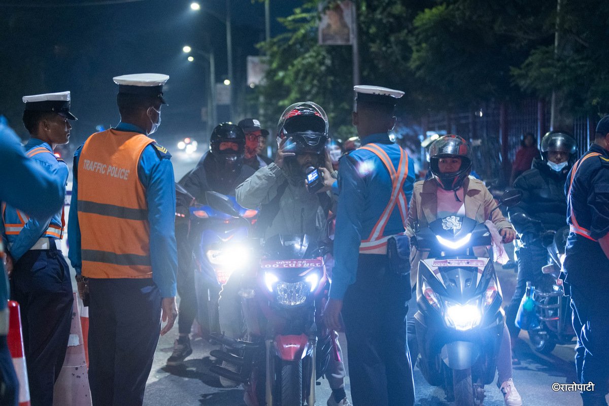 01-Traffic police checking_Nepal Photo Library2