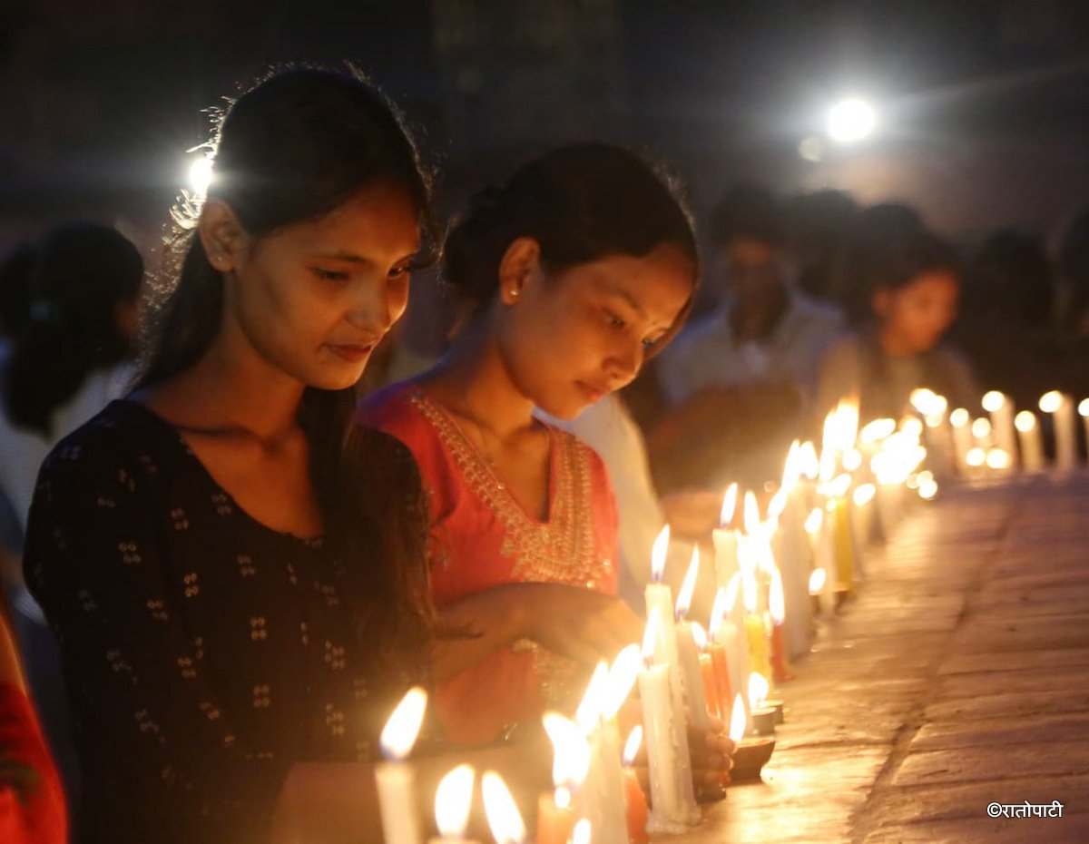 02-Candle light at patan_NPL (2)