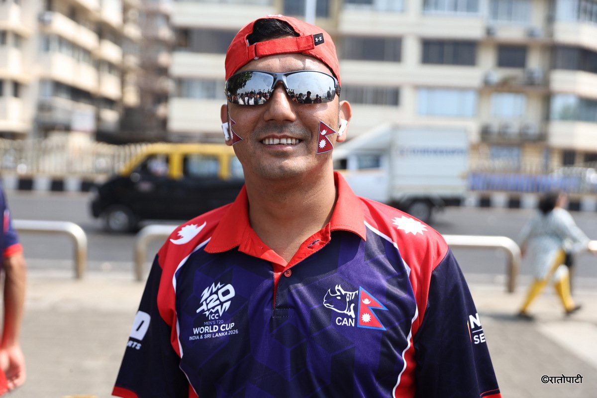 03-Nepali Fans at Mumbai_NPL (13)