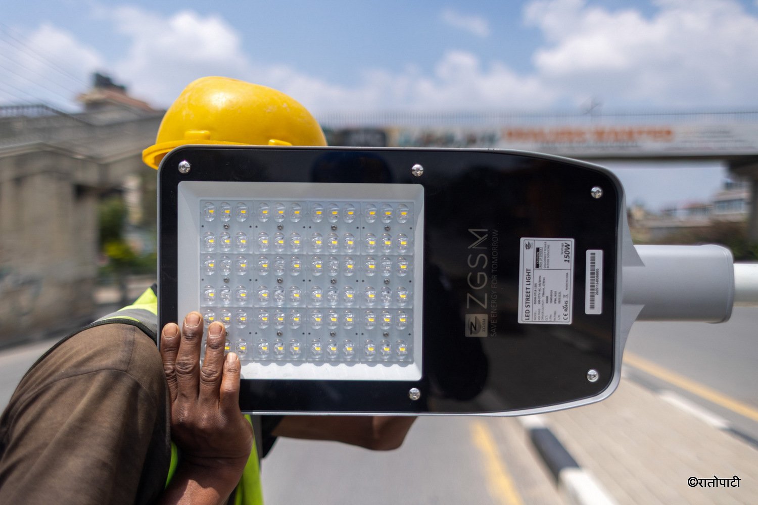03-Ring road_Street light_-2026