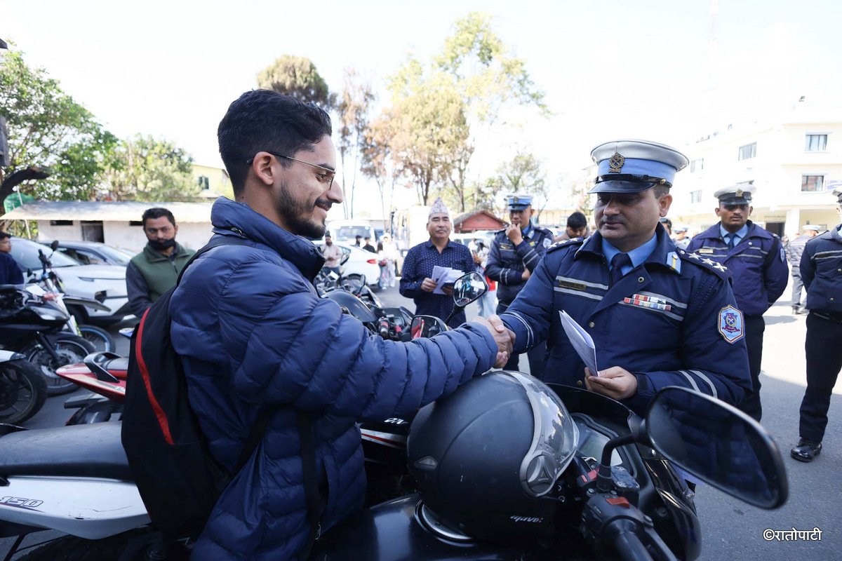 04-Bike handover _Traffic_ Nepal Photo Library4