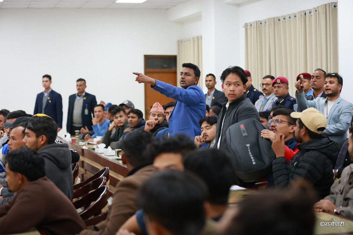 04-Gen Z at Singhdurbar_NPL (4)