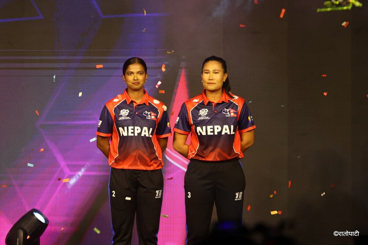 04-ICC Jersy and Trophy_NPL (4)