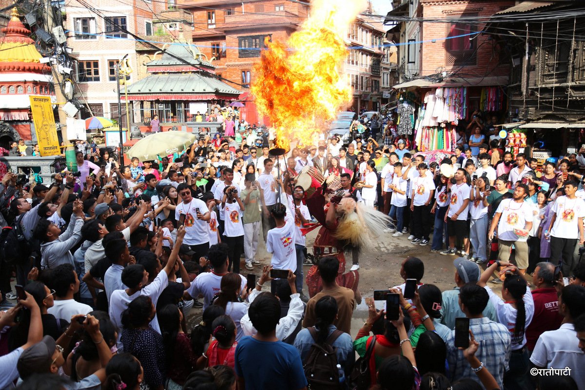 04-Lakhe (2)