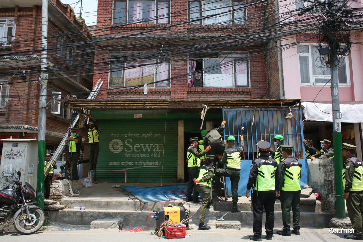 04-LMC Removed Illegal Structure_-363
