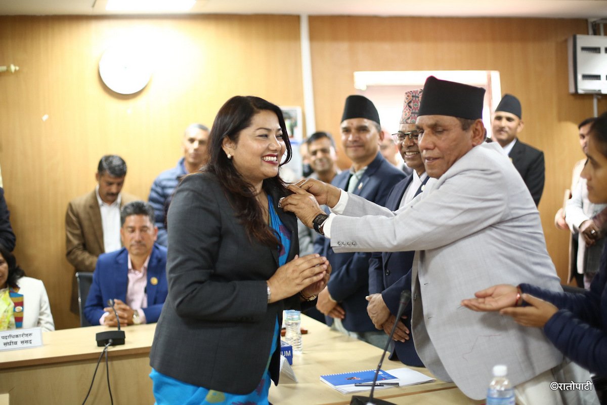 04-National assembly oath-Nepal photo library-04