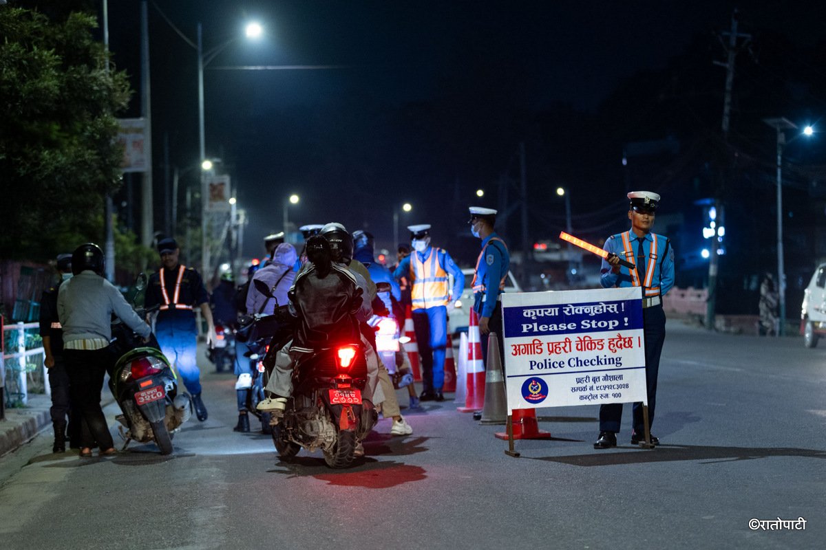 04-Traffic police checking_Nepal Photo Library5