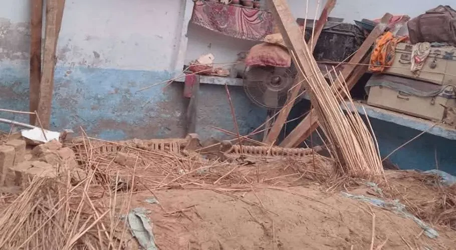   घरको छत खस्दा पाकिस्तानमा ६ जनाको मृत्यु