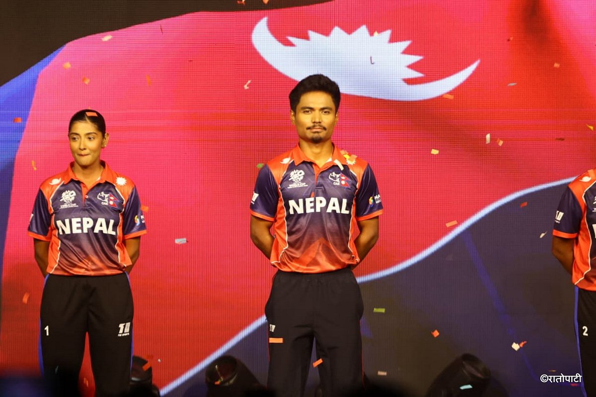 05-ICC Jersy and Trophy_NPL (5)