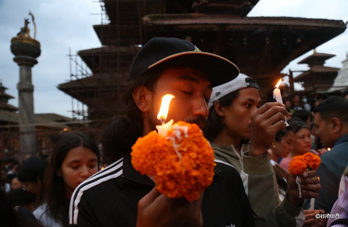 06-Candle light at patan_NPL (6)