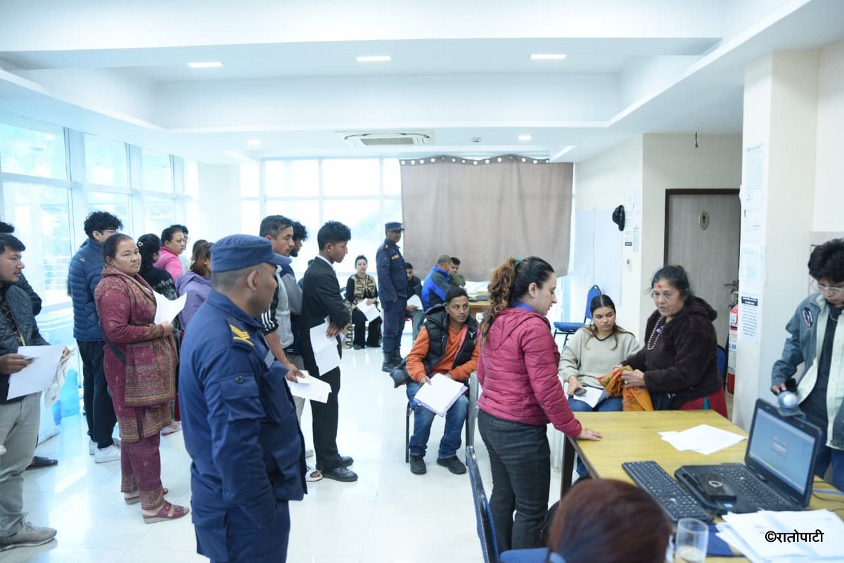06-Last day of Voting list_Nepal Photo Library (6)