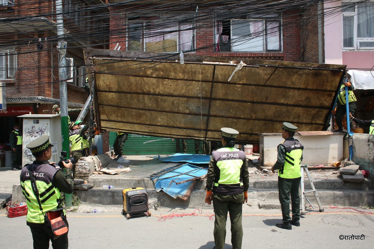 06-LMC Removed Illegal Structure_-367