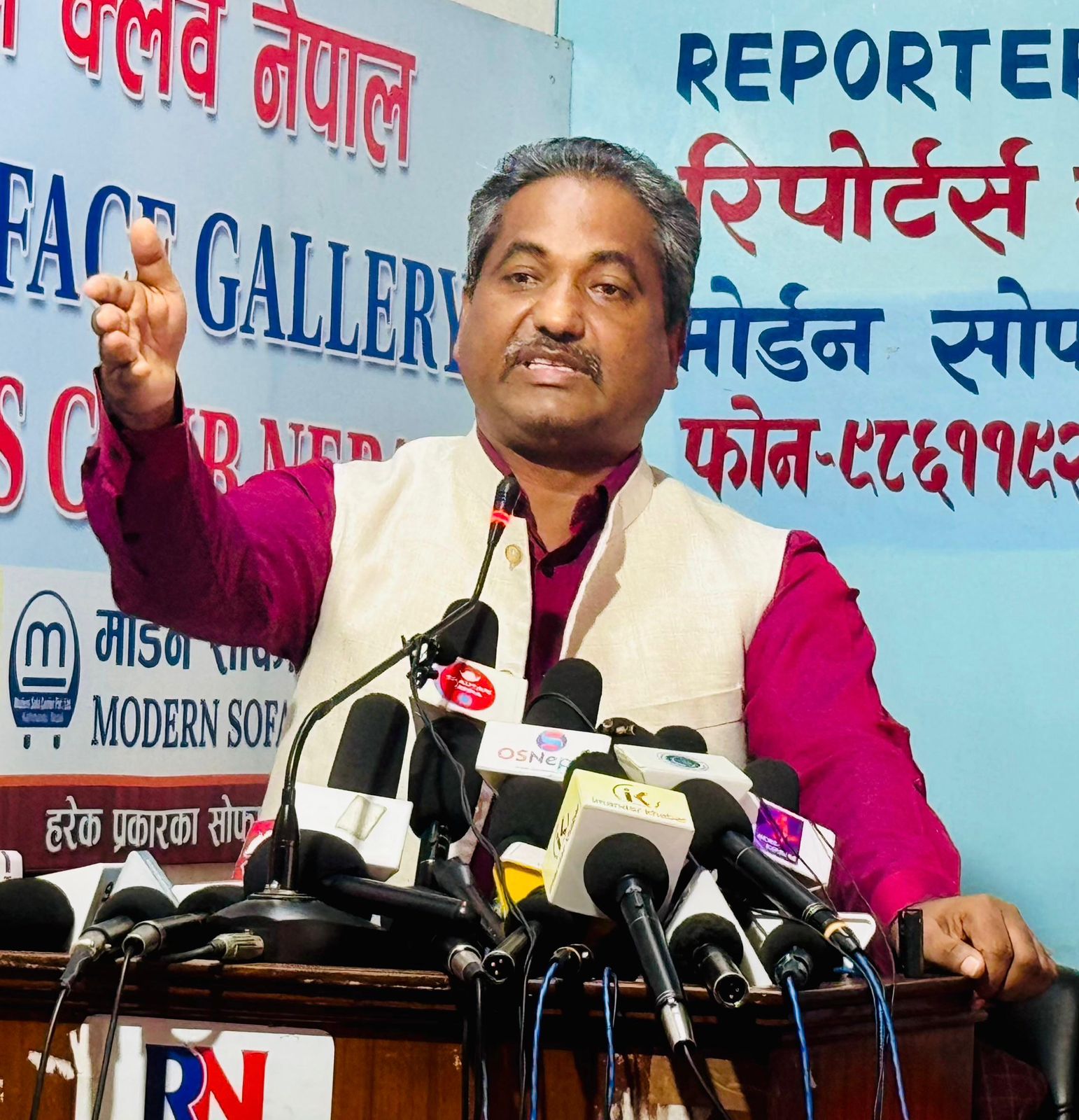   राजनीतिक स्थिरता नहुनुको कारण शासकीय स्वरूप र निर्वाचन प्रणाली : साह