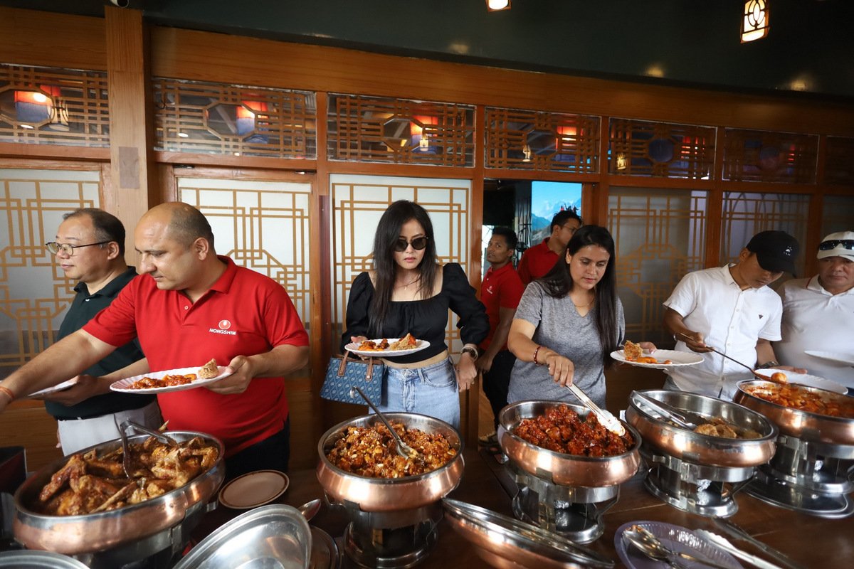 07-IMG_0243_copy_2048x1365