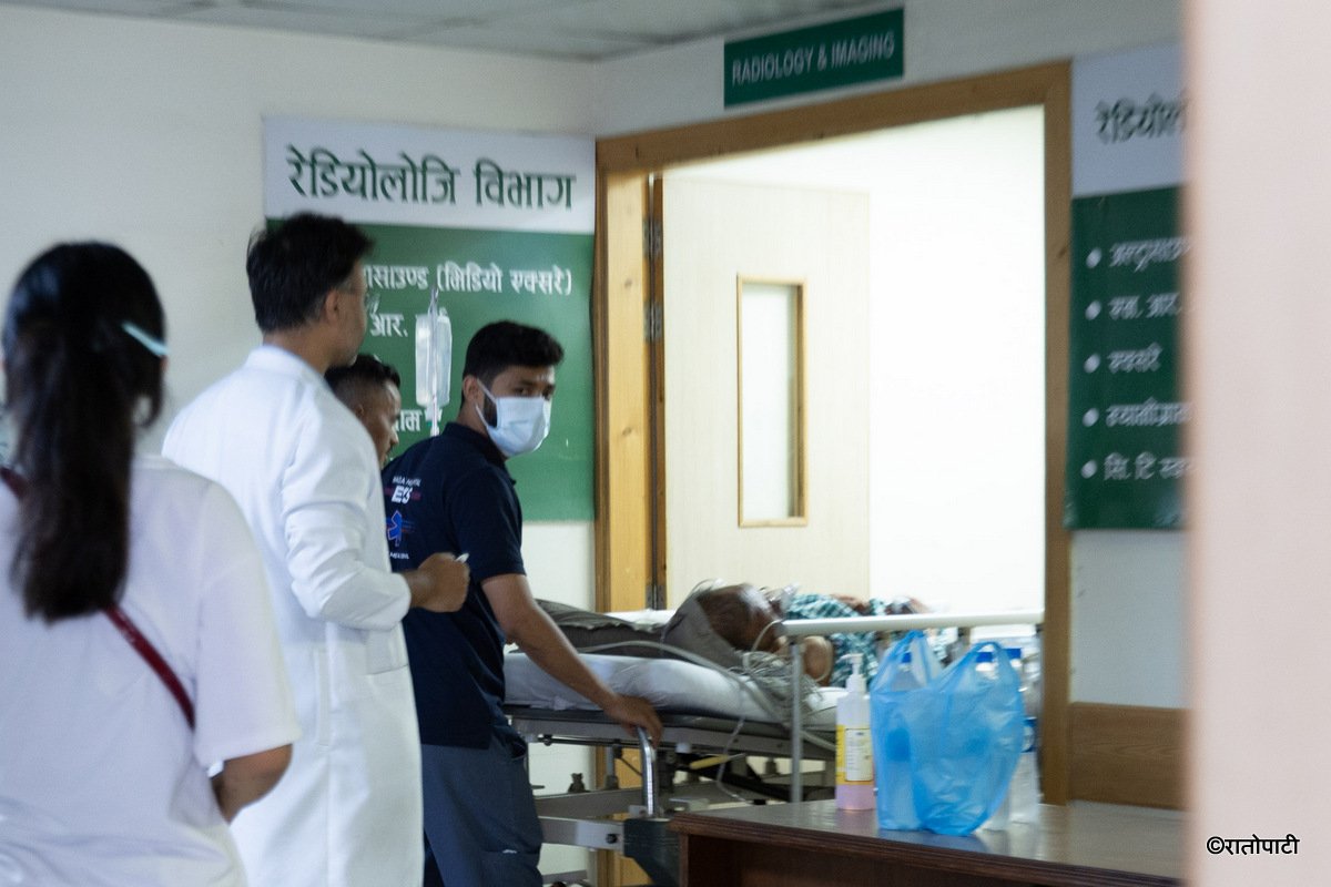 08-Dawa Sherpa_Nepal Photo Library_HOSPITAL_9