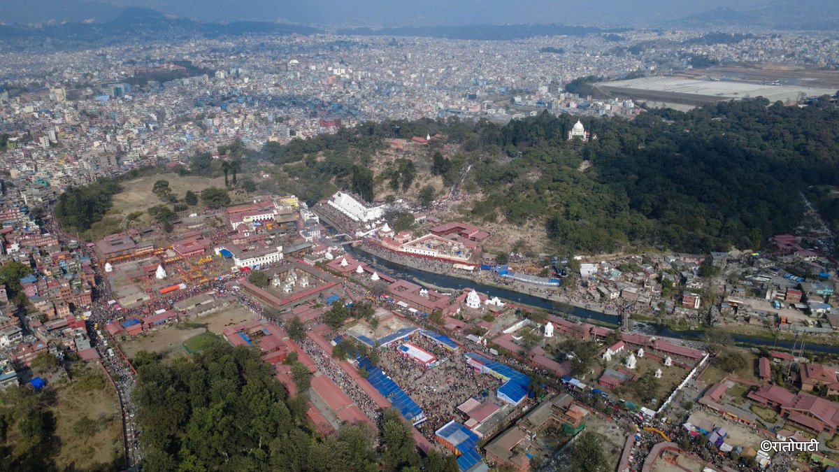 08-Dron_pashupati_Mahashivaratri_Nepal Photo Library8