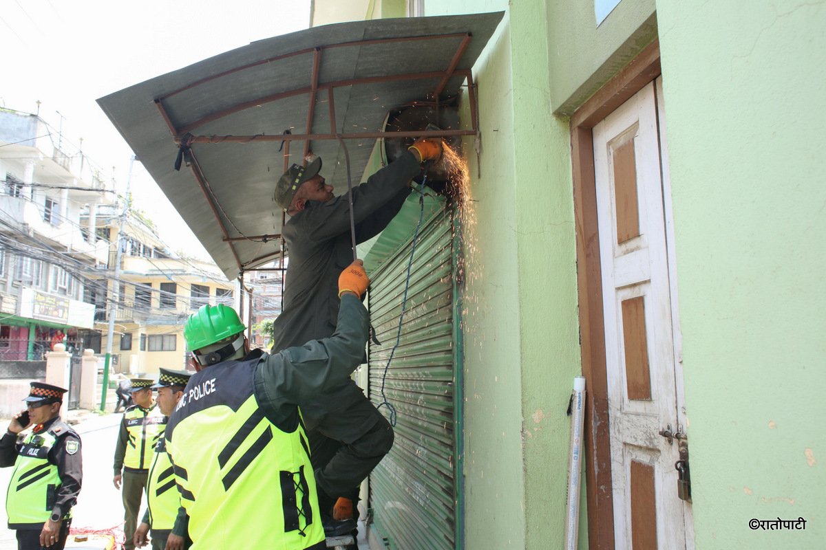 08-LMC Removed Illegal Structure_-370