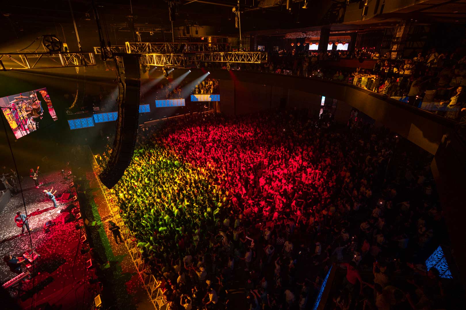 09 A houseful of  audience at the Hall @ Live in Maryland to witness the Nepathya concert. Photo-Dipit Raz-Nepalaya