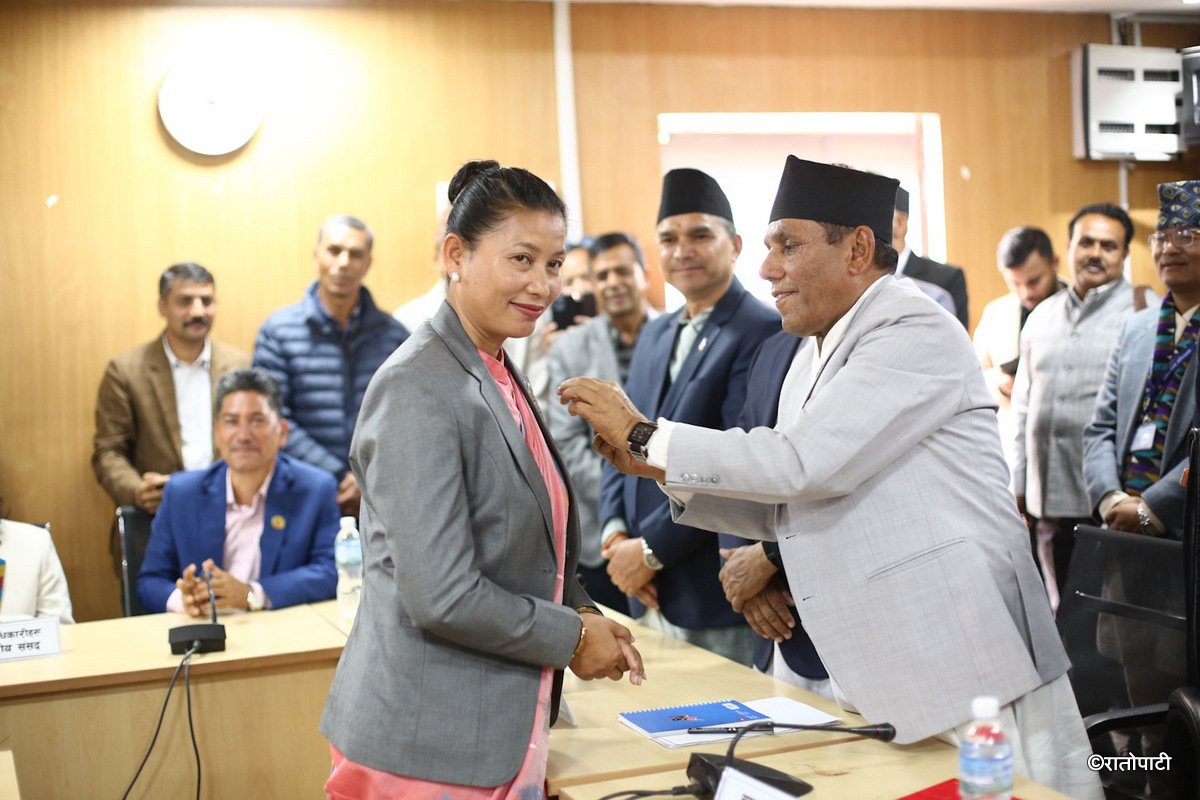 09-National assembly oath-Nepal photo library-09
