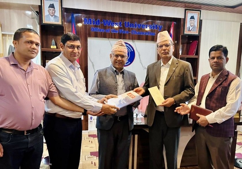   मध्यपश्चिम विश्वविद्यालयमा आंशिक प्राध्यापकहरूको आन्दोलन स्थगित