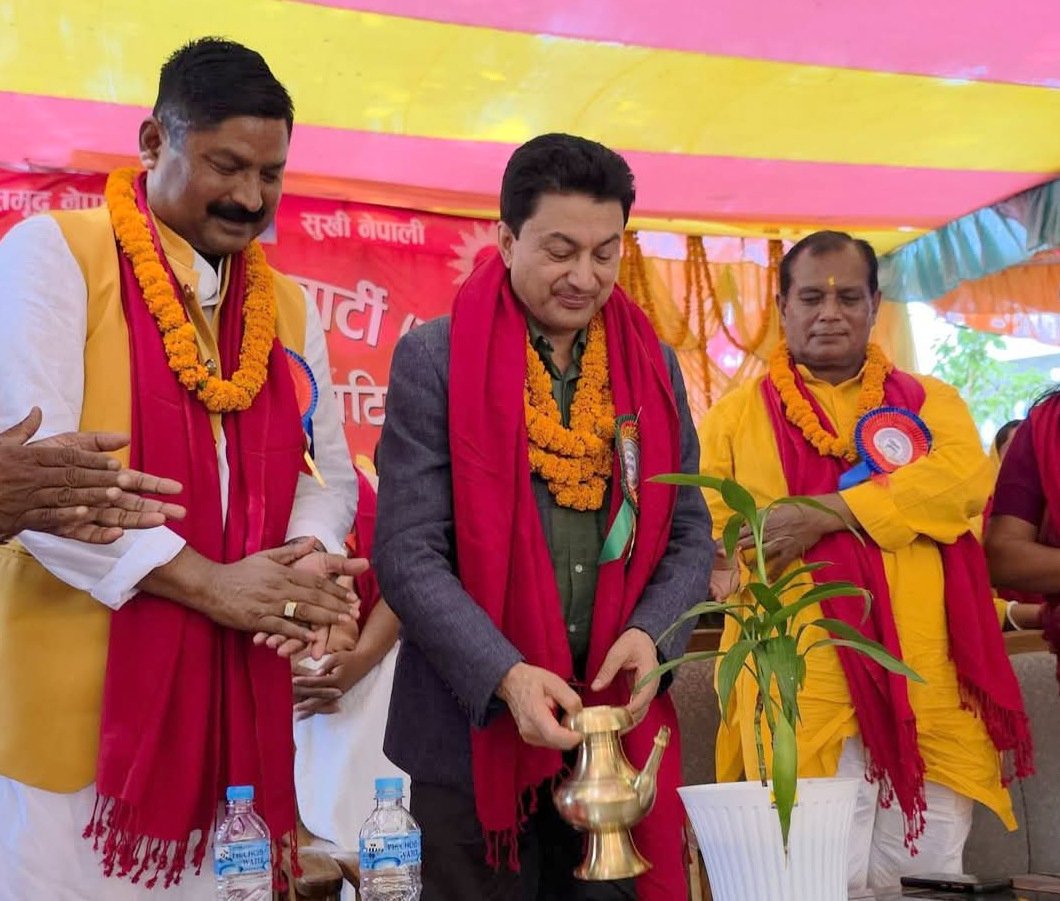 राजसंस्थालाई चिहानबाट फर्काउन असम्भव : एमाले सचिव विष्ट