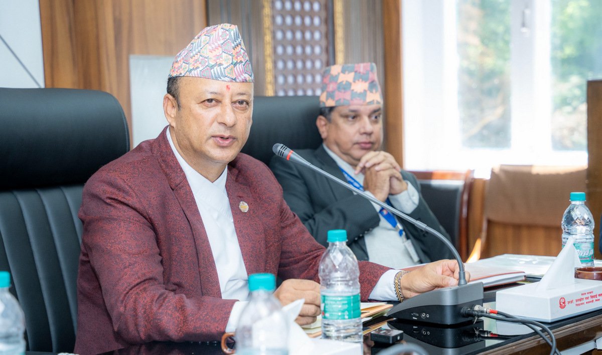 मन्त्रालय मातहत भएका कामको प्रगति चित्तबुझ्दो भएन : ऊर्जामन्त्री