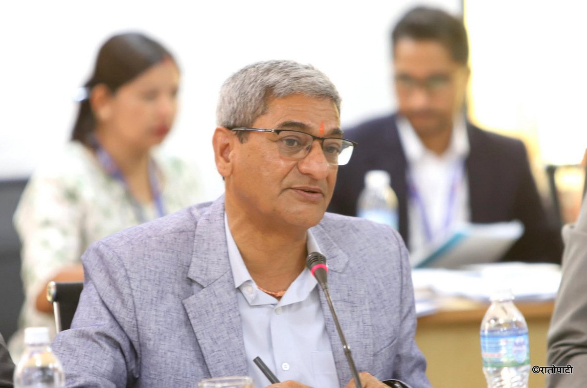 गैरआवासीय नेपालीको माग सम्बोधन गर्न बेग्लै विधेयक आवश्यक पर्छ : गृहमन्त्री लेखक
