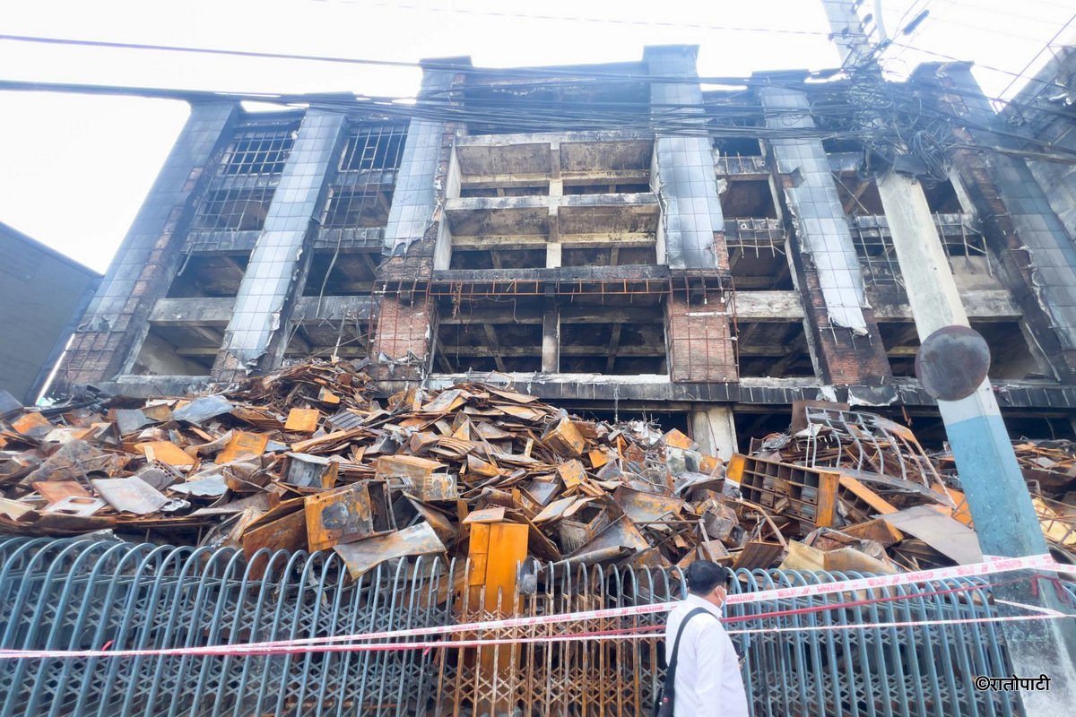 10-Burned building after one month_NPL10