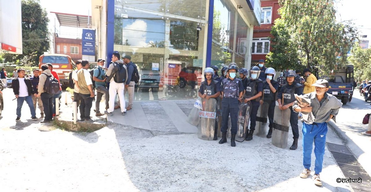   जेनजीको होहल्लापछि शीतल निवास परिसरको सुरक्षा व्यवस्था कडा (तस्बिरहरू)