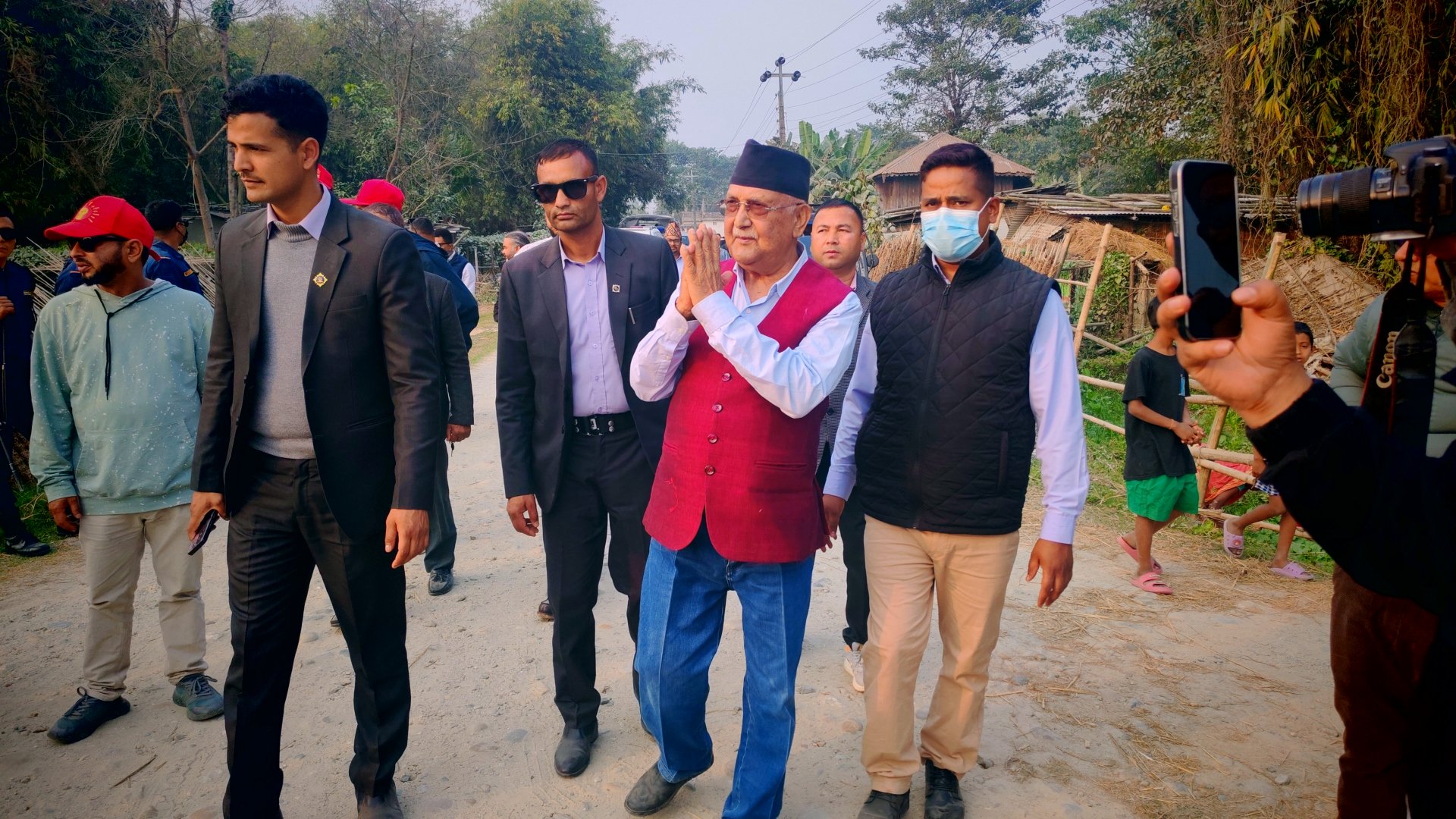  निरन्तर निर्वाचन क्षेत्र केन्द्रित ओली, आज फेरि झापा आउँदै