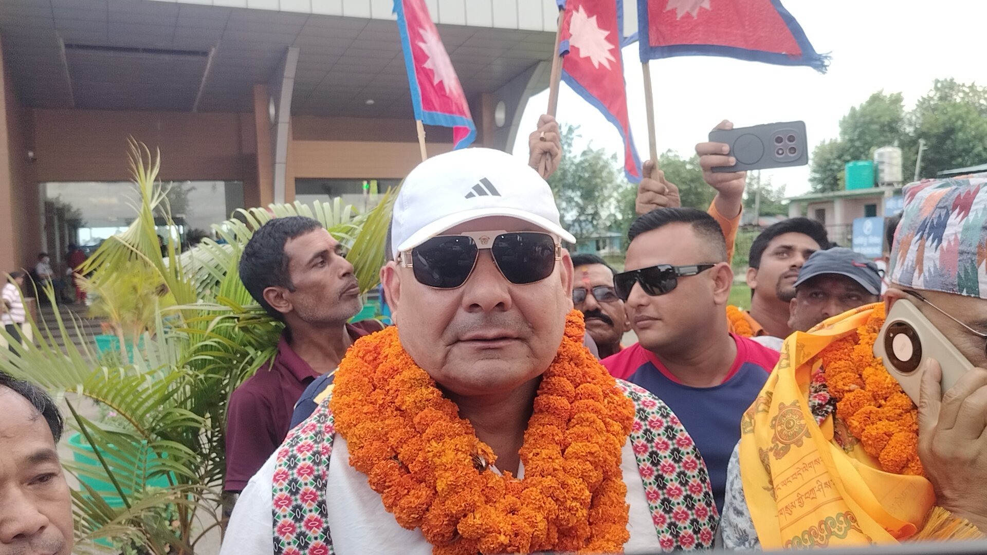 दुर्गा प्रसाईंको आरोप– ‘सिंहदरबारको सिस्टम सरकारले नै बिगार्‍यो’