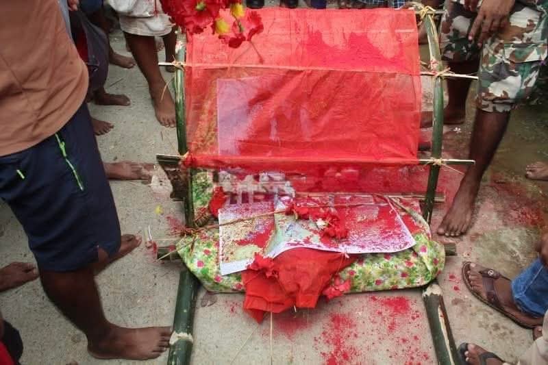   रसुवाको बाढीमा बेपत्ता प्रहरी जवानको  कुशको शव बनाएर दाहसंस्कार