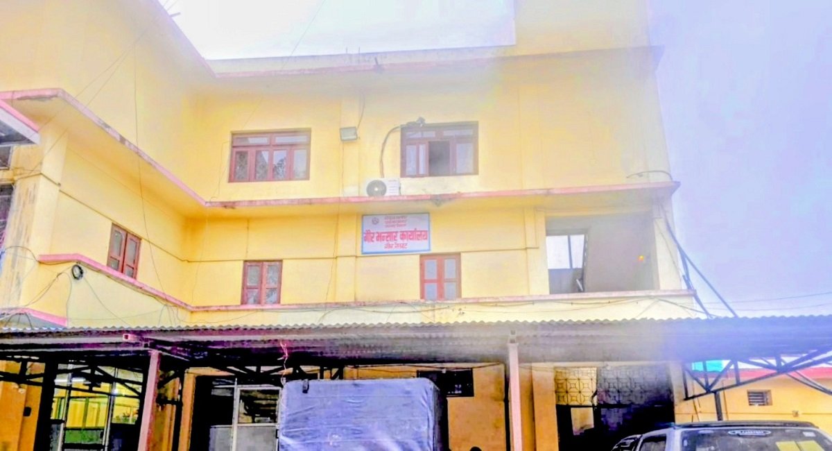 Rautahat Customs Office Exceeds Revenue Target by 41.14% in FY 2082/83