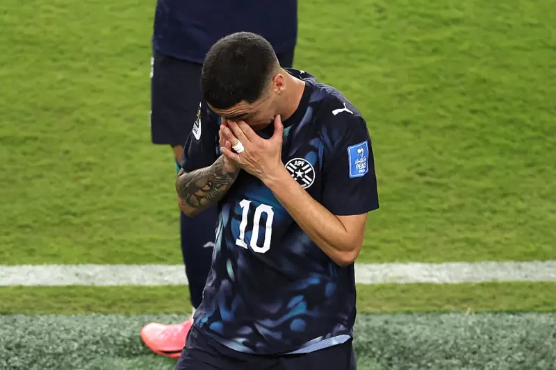 Paraguay Midfielder Miguel Almirón Receives Red Card in World Cup Group Stage Match