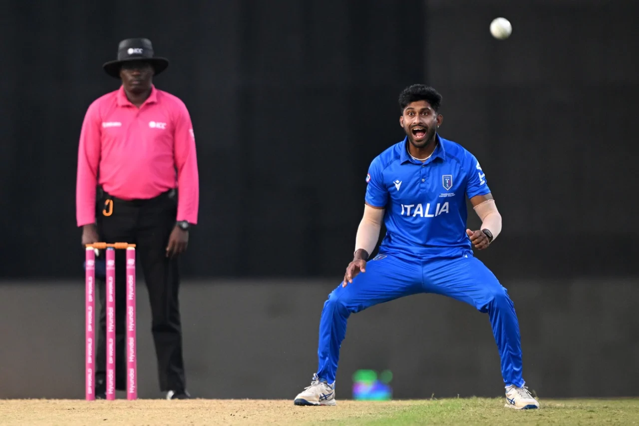 11 Crishan Kalugamage