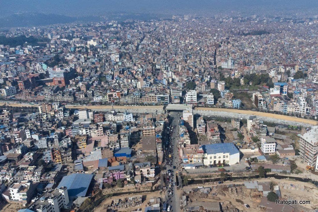 11-Gwarko_Fly over _Nepal photo Library_NPL11