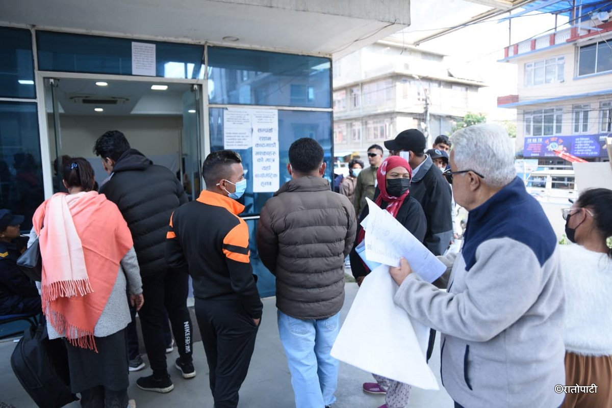 12-Last day of Voting list_Nepal Photo Library (12)