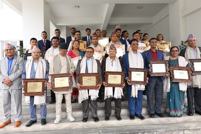 बालश्रममुक्त १३ स्थानीय तहलाई सम्मान