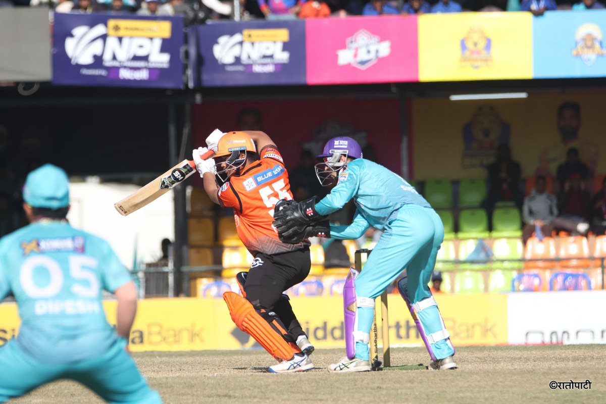 15-Kathmandu vs Chitwan_Nepal Photo Library15